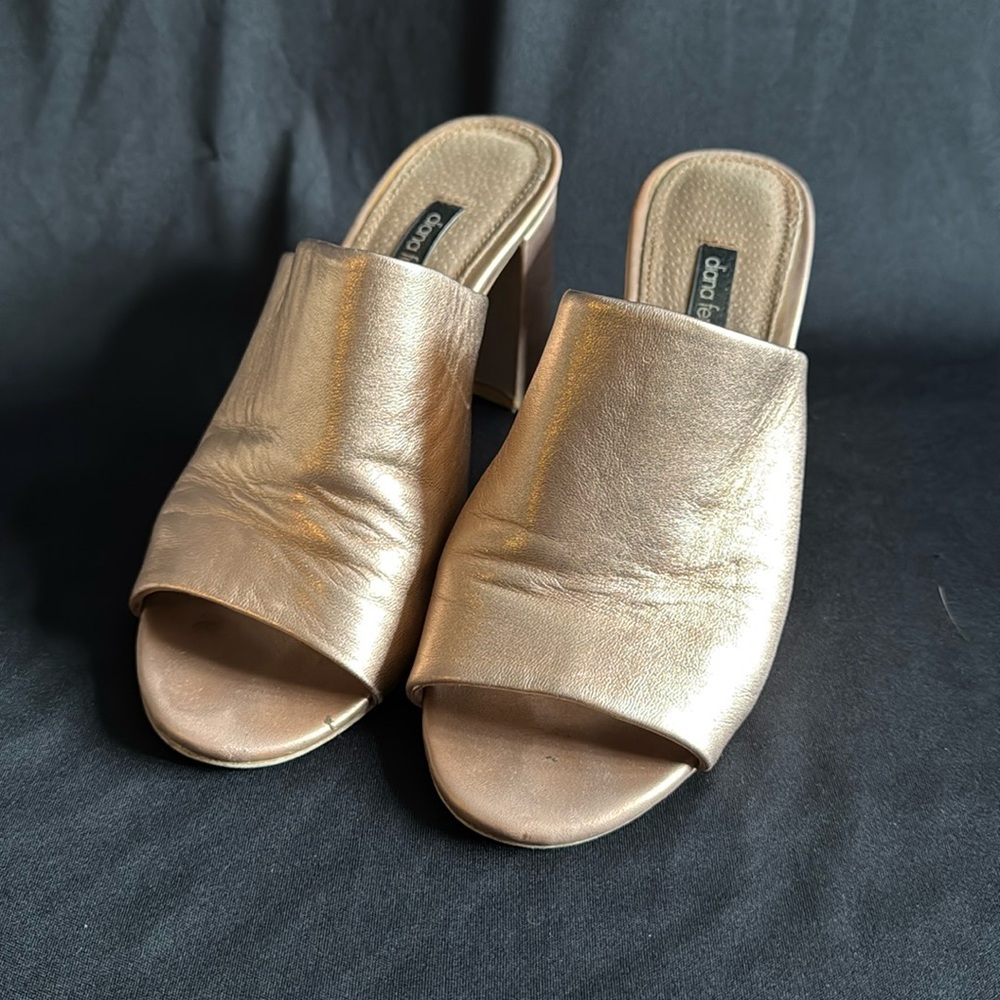 Dianna Ferrari Darci Rose Gold Mules | Size 8